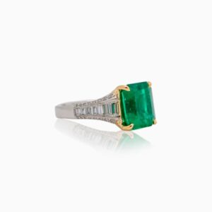 Emerald & Diamond Ring